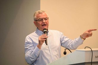 Αντώνης Κουνάβης: «Αναχρονιστικές μέθοδοι από το… «σύγχρονο επιμελητήριο»