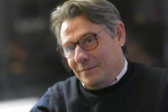 Επιχείρησαν να εξαπατήσουν τον γιατρό Δημήτρη Κωστακιώτη