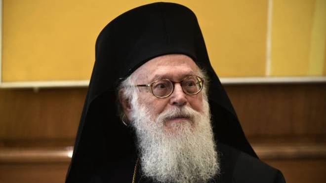 Εκτάκτως στο χειρουργείο ο Αρχιεπίσκοπος Αλβανίας Αναστάσιος - Νέα επιδείνωση στην κατάσταση της υγείας του