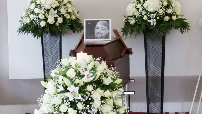 Ιάσονας Τριανταφυλλίδης: Θλίψη στην κηδεία του δημοσιογράφου