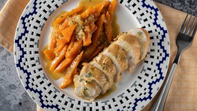 Κοτόπουλο με μουστάρδα και καρότα
