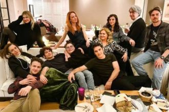 Χριστόφορος Παπακαλιάτης: Το reunion με την «οικογένεια» του Maestro