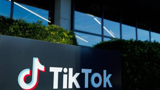 TikTok: «Αποκύημα της φαντασίας η εξαγορά της εφαρμογής από τον Έλον Μασκ» απαντάει η Κίνα