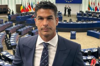 Νίκος Αναδιώτης: Ο Αχαιός Ευρωβουλευτής για την Τεχνητή Νοημοσύνη