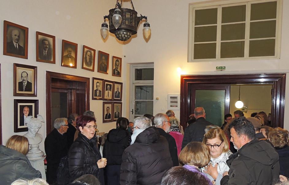 Παρουσία πλήθους φίλων η Κοινο_Τοπία έκοψε την πίτα της - ΦΩΤΟ