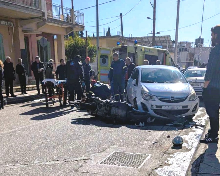 Σοκαριστικό τροχαίο στο Μεσολόγγι - Δύο νεαροί τραυματίστηκαν σοβαρά (ΦΩΤΟ)