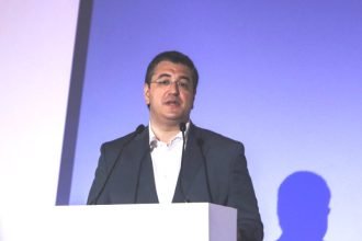 Τζιτζικώστας: Προτεραιότητα της ΕΕ η αύξηση της ανταγωνιστικότητας και η πράσινη μετάβαση της ευρωπαϊκής αυτοκινητοβιομηχανίας