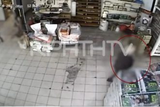 Ηράκλειο: Βίντεο ντοκουμέντο από το άγριο επεισόδιο με πυροβολισμούς – H στιγμή που ο δράστης μπαίνει στην επιχείρηση κρατώντας το όπλο