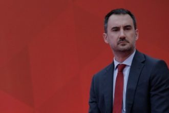 Αλ. Χαρίτσης: Ο πρωθυπουργός ομολόγησε την ενοχή του