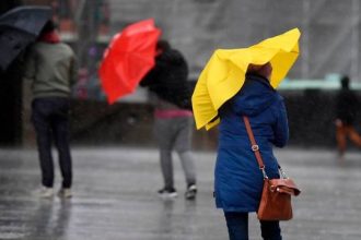 Αλλάζει ο καιρός από τα Δυτικά - Πλησιάζει βαρομετρικό χαμηλό από την Κεντρική Μεσόγειο