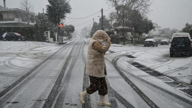 Κακοκαιρία: «Χιονοπτώσεις και καταιγίδες τις επόμενες 30 ώρες»