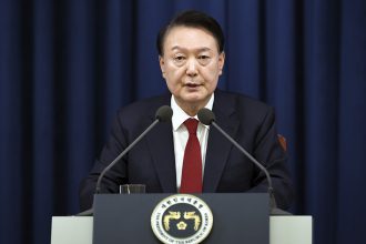 Νότια Κορέα: Συνελήφθη ο πρώην πρόεδρος Γιουν