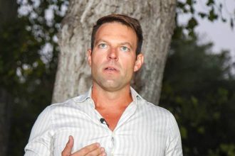«Άστεγος» ο Κασσελάκης