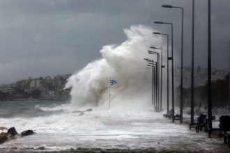 Σε επιφυλακή κάτοικοι και αρχές για το κύμα κακοκαιρίας σε Δυτ. Ελλάδα και Ιόνιo - Ήχησε το "112"