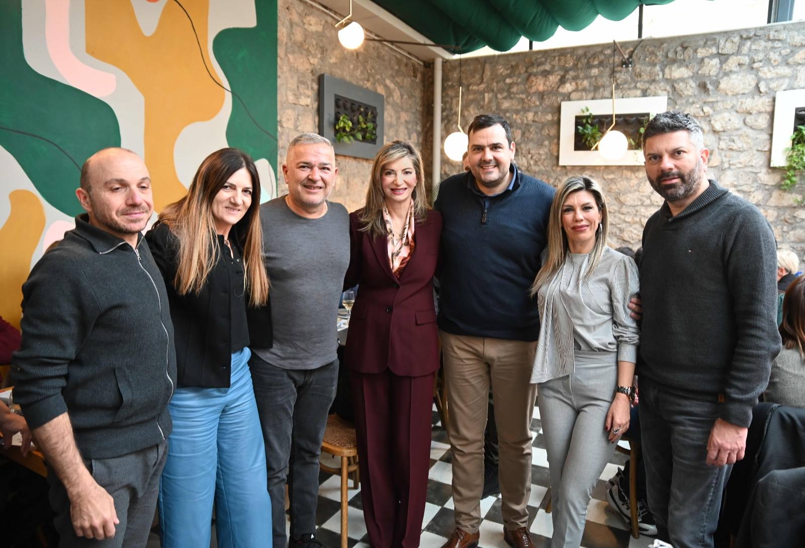 Βίβιαν Σαμούρη: Μια αλλιώτικη πίτα...