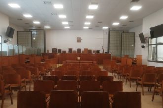 Κάθειρξη 11 ετών για τον 52χρονο που περιέλουσε με βενζίνη την πρώην σύζυγό του