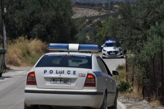 «Ο 15χρονος ήθελε να φάνε πρώτα τη γυναίκα μου και μετά εμένα» λέει ο πατέρας της 13χρονης