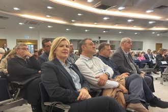 Η Αντιπεριφερειάρχης Γεωργία Ντάτσικα στην εναρκτήρια εκδήλωση του Προγράμματος "HELIOS+"