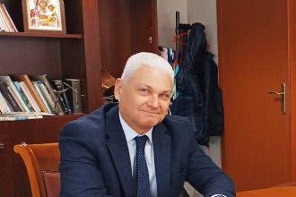 Φωκίων Ζαΐμης: «Ενδιαφερόμαστε για την εξασφάλιση καλύτερης διαβίωσης των Ρομά στη Δυτική Αχαΐα»