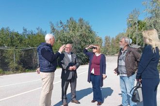 Φωκίωνας Ζαΐμης και Παναγιώτης Σακελλαρόπουλος στο Αεροδρόμιο Αράξου