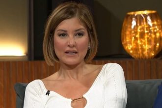 Ράνια Τζίμα: «Λύγισε» βλέποντας φωτογραφία της μητέρας της - «Την έχασα όταν ήμουν 25»