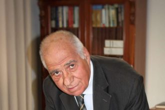 Ερώτηση Θόδωρου Ξυλιά στο Δήμαρχο Πατρέων για κατασκευές σε παραλίες