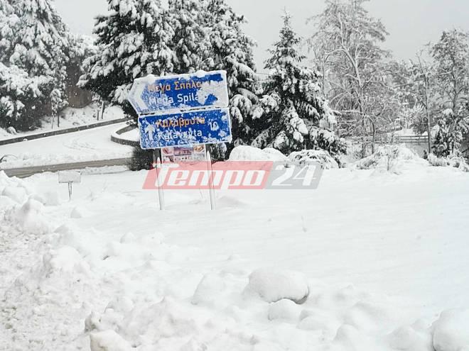Έντονη χιονόπτωση στα Καλάβρυτα - Δείτε ζωντανά την εικόνα απο το Χιονοδρομικό