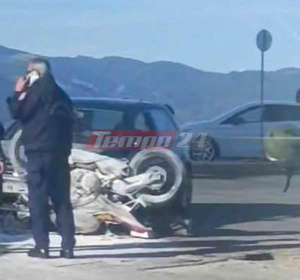 Νεότερα - Πάτρα: Σοβαρό τροχαίο - Σύγκρουση μηχανής με αυτοκίνητο - Στο νοσοκομείο ο δικυκλιστής (ΦΩΤΟ)