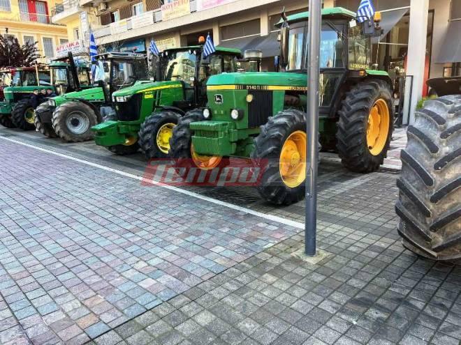 Συλλαλητήριο στο Αγρίνιο - Με τα τρακτέρ στο κέντρο οι αγρότες (ΒΙΝΤΕΟ)