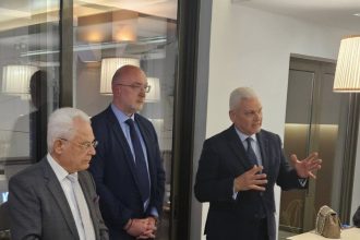Στην συνέλευση των Απανταχού Αχαιών ο Φωκίων Ζαΐμης