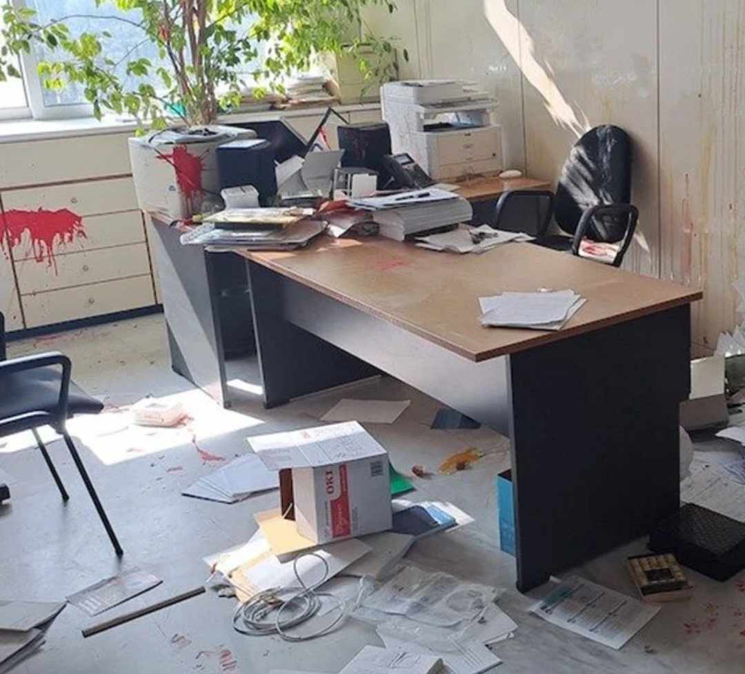 Επίθεση από κουκουλοφόρους στον πρόεδρο του τμήματος Μαθηματικών του ΕΚΠΑ - Απείλησαν ότι θα τον σκοτώσουν