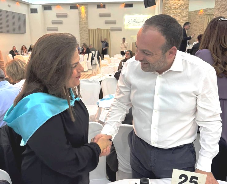 Θέμης Μπάκας: Πού εκπροσώπησε το "Κίνημα Δημοκρατίας"