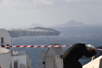 4,3 Ρίχτερ «ξύπνησαν» τη Σαντορίνη τα ξημερώματα - Στο «κόκκινο» η αγωνία