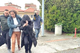 Σκότωσε και έθαψε τον σύντροφό της και «έπαιζε» θέατρο - Το λάθος που την πρόδωσε, ερευνάται αν είχε συνεργό (ΒΙΝΤΕΟ)