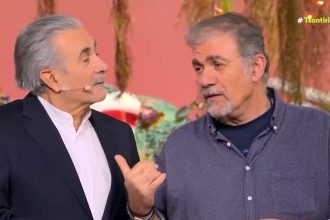 Δημήτρης Σταρόβας: Ανέβηκε μετά από χρόνια στην σκηνή του Τσαντιριού