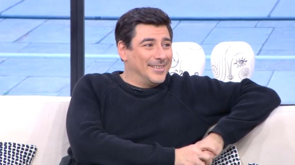 Βασίλης Μαυρογεωργίου: «Η σειρά “Έχω παιδιά” είναι βγαλμένη από τη ζωή - Σνόμπαρα την τηλεόραση»