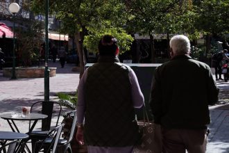 Συντάξεις Μαρτίου 2025: Νωρίτερα οι πληρωμές