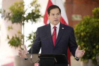 Ο Αμερικανός ΥΠΕΞ κατηγορεί τη Νικαράγουα, τη Βενεζουέλα και την Κούβα για τη μεταναστευτική κρίση