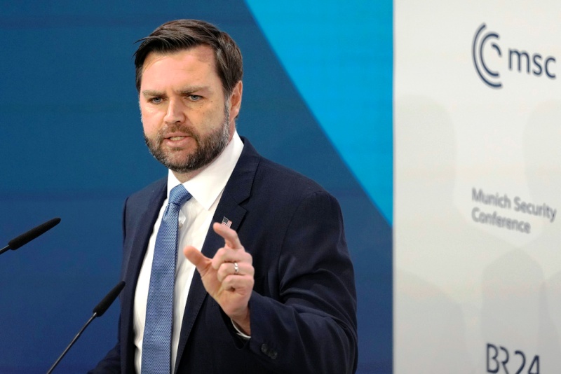 Επίθεση Βανς και "βόμβες" στη σύνοδο του Μονάχου: Αντιδημοκρατική η Ευρώπη - «Υπάρχει νέος σερίφης στην πόλη»