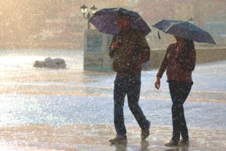 Έκτακτο δελτίο επιδείνωσης καιρού από την ΕΜΥ - Ξεκινά η κακοκαιρία με βροχές και καταιγίδες από τα δυτικά