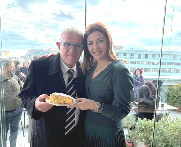 Το ξεχωριστό κομμάτι πίτας της Ζαχαράκη στο Ν. Σταθακόπουλο