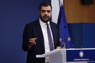 Μαρινάκης για Τέμπη: «Στο δυστύχημα συνέδραμαν ανθρώπινα λάθη»