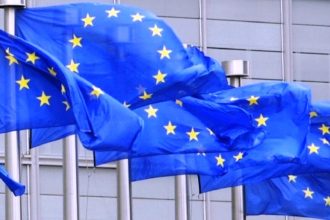 Η ΕΕ δίνει 422 εκατ. ευρώ για ανάπτυξη υποδομών εναλλακτικών καυσίμων