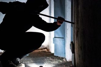 Εξιχνιάστηκαν δύο κλοπές σε σπίτια στο Αίγιο