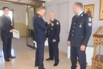 Πάτρα: Τιμήθηκαν οι αστυνομικοί που τραυματίστηκαν από πυροβολισμούς εμπόρων ναρκωτικών