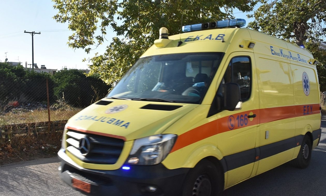 Δυστύχημα στην εθνικό οδό Σπάρτης-Τρίπολης: Νεκρή 26χρονη κοπέλα