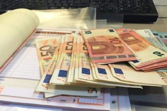 Ο αλγόριθμος της ΑΑΔΕ έπιασε εικονικά τιμολόγια και στη Δυτική Ελλάδα - Φοροδιαφυγή 8,8 εκατ. ευρώ