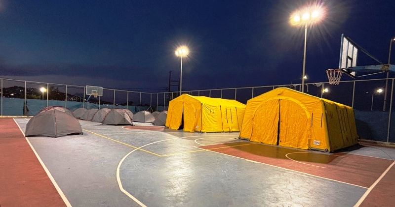 Σεισμοί στη Σαντορίνη: Στήθηκαν οι πρώτες σκηνές της ΕΜΑΚ, χωρίς σταματημό οι δονήσεις