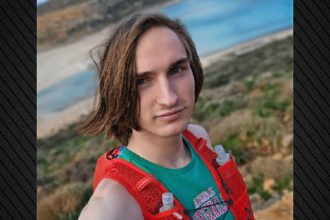 «Θέλουμε να φέρουμε το παιδί μας πίσω στο σπίτι» - Ώρες αγωνίας για την οικογένεια του 21χρονου αγνοούμενου στην Κρήτη