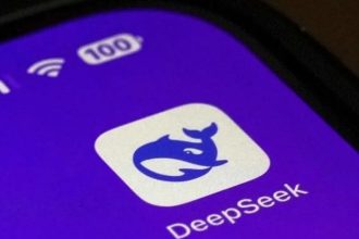DeepSeek: Αμερικανοί γερουσιαστές προτείνουν την απαγόρευση της εφαρμογής στις συσκευές της κυβέρνησης